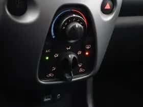Toyota Aygo (2021) thumbnail 8