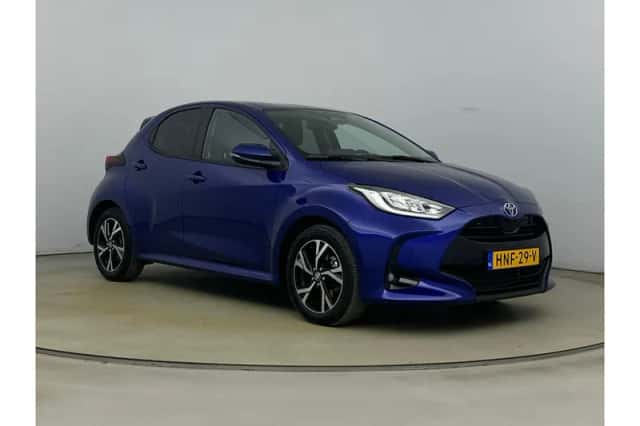Toyota Yaris (2025) thumbnail 1