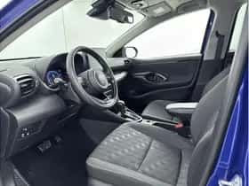 Toyota Yaris (2025) thumbnail 12