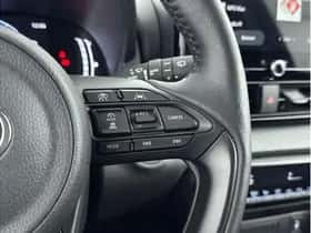 Toyota Yaris (2025) thumbnail 17