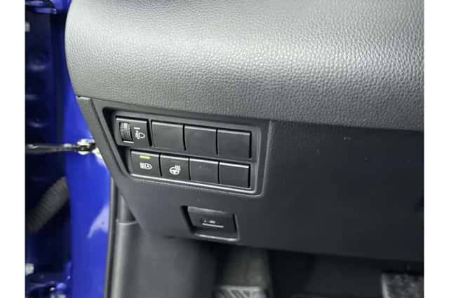 Toyota Yaris (2025) thumbnail 6