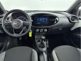 Toyota Aygo X (2025) thumbnail 2