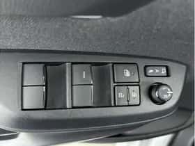 Toyota Yaris (2024) thumbnail 15