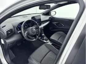 Toyota Yaris (2024) thumbnail 16
