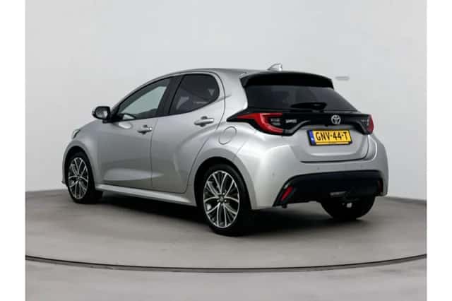 Toyota Yaris (2024) thumbnail 4