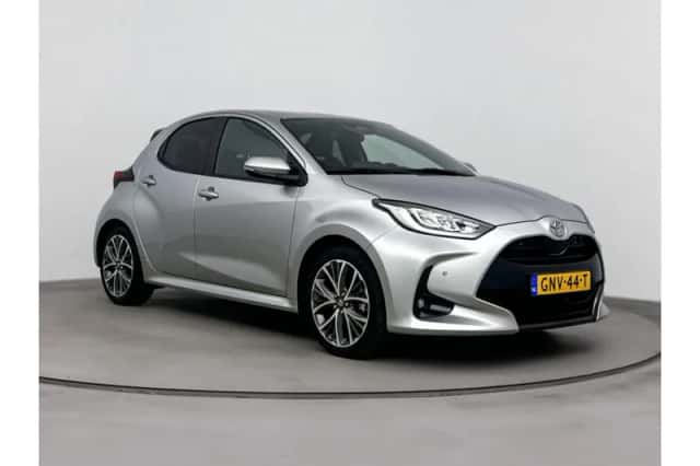 Toyota Yaris (2024) thumbnail 1