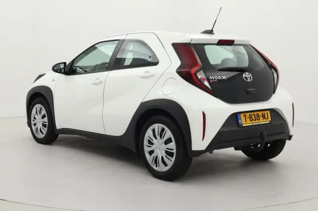 Toyota Aygo X (2023) thumbnail 4