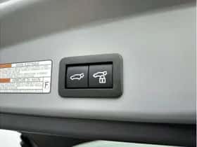 Toyota Corolla (2024) thumbnail 5