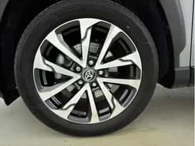 Toyota Corolla (2024) thumbnail 6