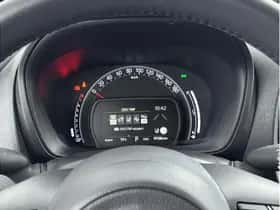 Toyota Aygo X (2024) thumbnail 3
