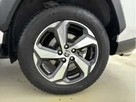 Toyota RAV4 (2022) thumbnail 12