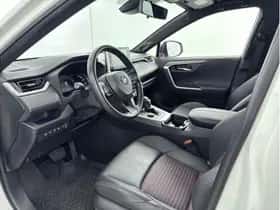 Toyota RAV4 (2022) thumbnail 17