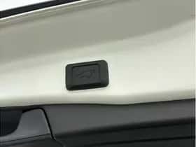 Toyota RAV4 (2022) thumbnail 24