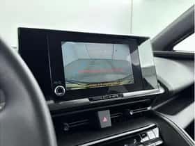 Toyota C-HR (2024) thumbnail 5
