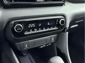 Toyota Yaris (2025) thumbnail 5