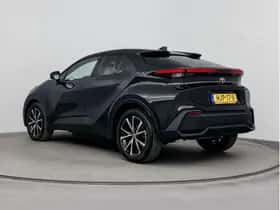 Toyota C-HR (2025) thumbnail 3