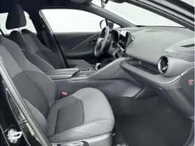 Toyota C-HR (2025) thumbnail 31