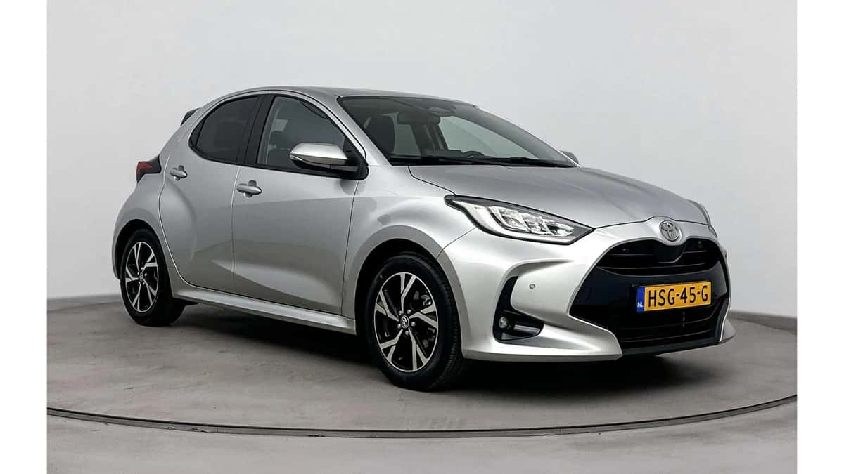 Toyota Yaris (2025) — foto 1