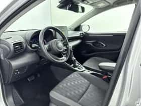 Toyota Yaris (2025) thumbnail 15
