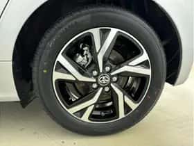 Toyota Yaris (2025) thumbnail 10