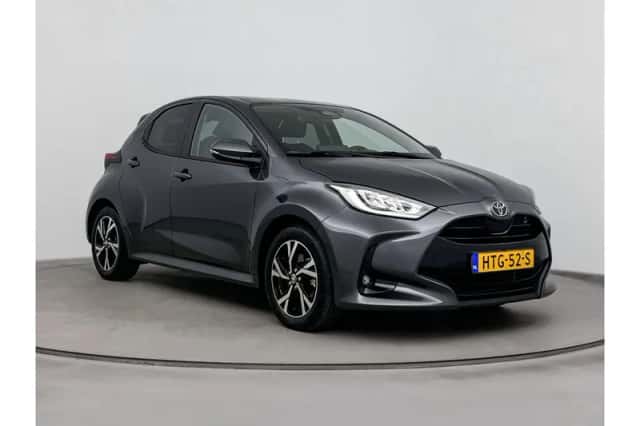 Toyota Yaris (2025) thumbnail 1