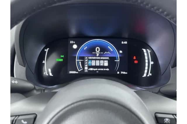 Toyota Yaris (2025) thumbnail 3