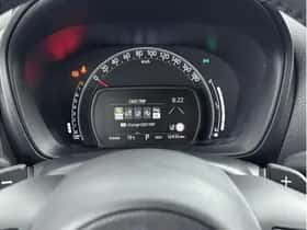 Toyota Aygo X (2024) thumbnail 3