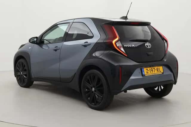 Toyota Aygo X (2024) thumbnail 4
