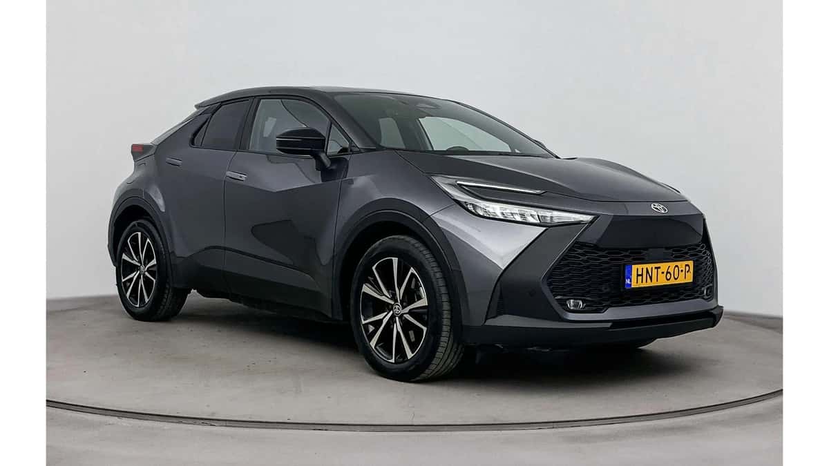 Toyota C-HR (2025) — foto 1