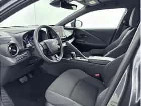 Toyota C-HR (2025) thumbnail 12