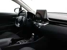 Toyota C-HR (2022) thumbnail 34
