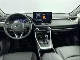 Toyota RAV4 (2024) thumbnail 2