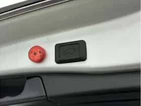 Toyota RAV4 (2024) thumbnail 28