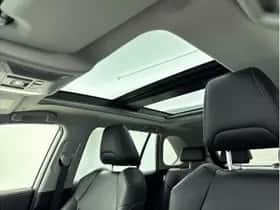 Toyota RAV4 (2024) thumbnail 5