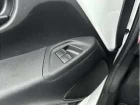 Toyota Aygo (2021) thumbnail 12