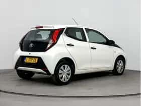 Toyota Aygo (2021) thumbnail 21