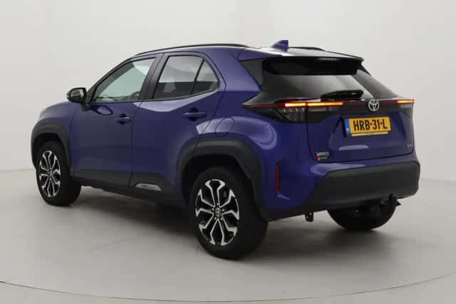 Toyota Yaris Cross (2024) thumbnail 4