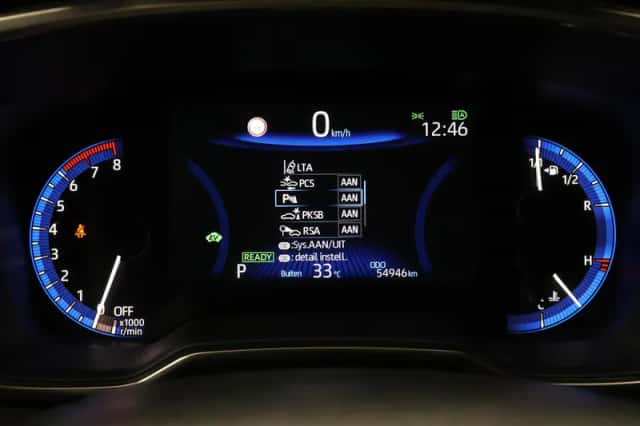 Toyota Corolla (2020) thumbnail 3
