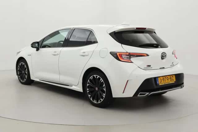 Toyota Corolla (2020) thumbnail 4