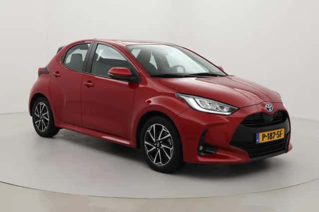 Toyota Yaris (2022) thumbnail 1
