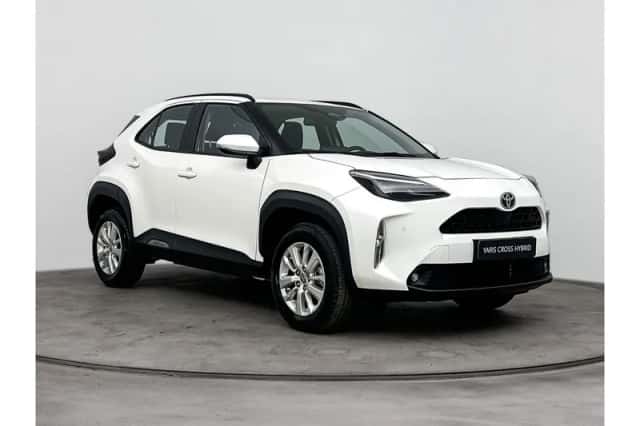 Toyota Yaris Cross (2025) thumbnail 1