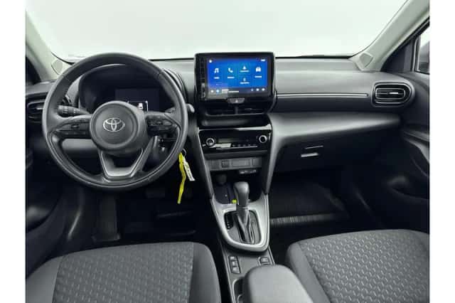 Toyota Yaris Cross (2025) thumbnail 2