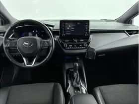 Toyota Corolla (2021) thumbnail 2