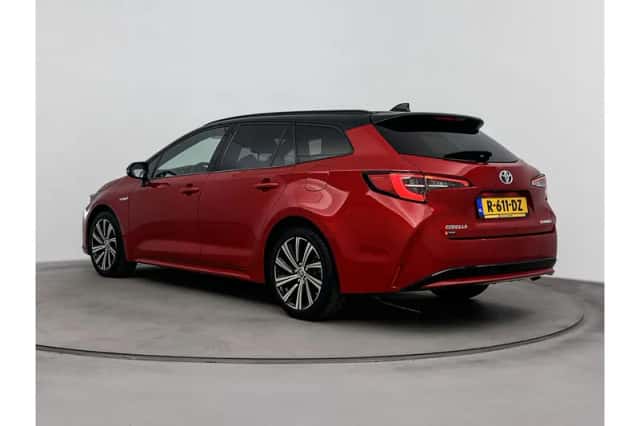 Toyota Corolla (2021) thumbnail 4