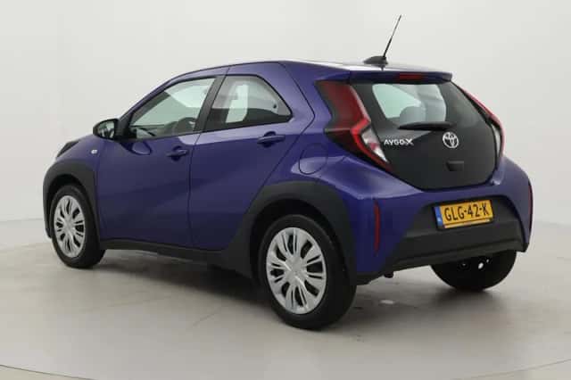Toyota Aygo X (2024) thumbnail 4