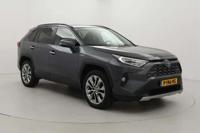 Toyota RAV4 (2022) thumbnail 1