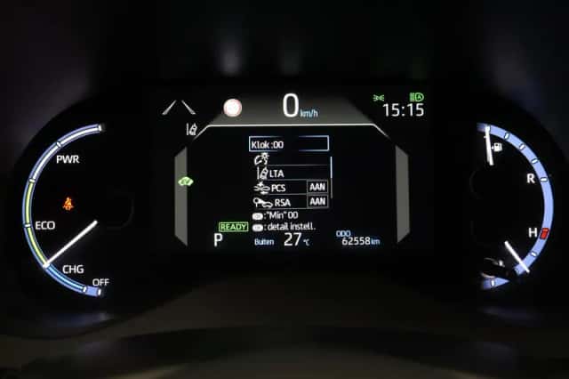 Toyota Yaris Cross (2023) thumbnail 3