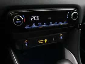 Toyota Yaris (2023) thumbnail 5