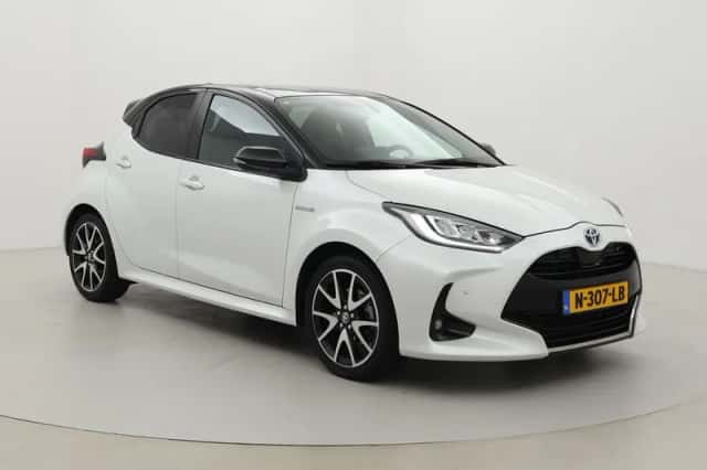 Toyota Yaris (2021) thumbnail 1