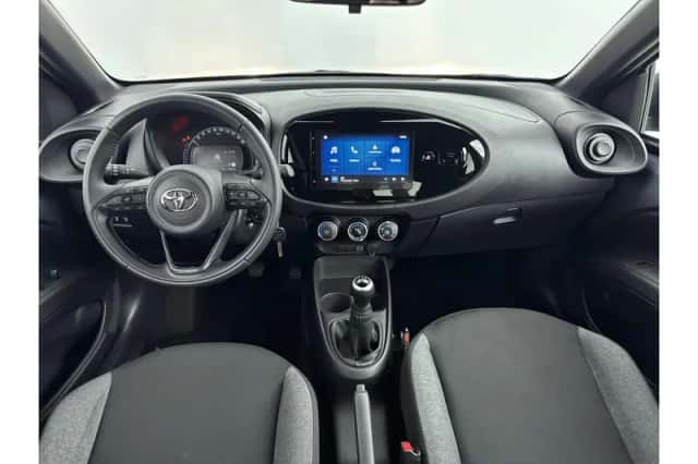 Toyota Aygo X (2025) thumbnail 2